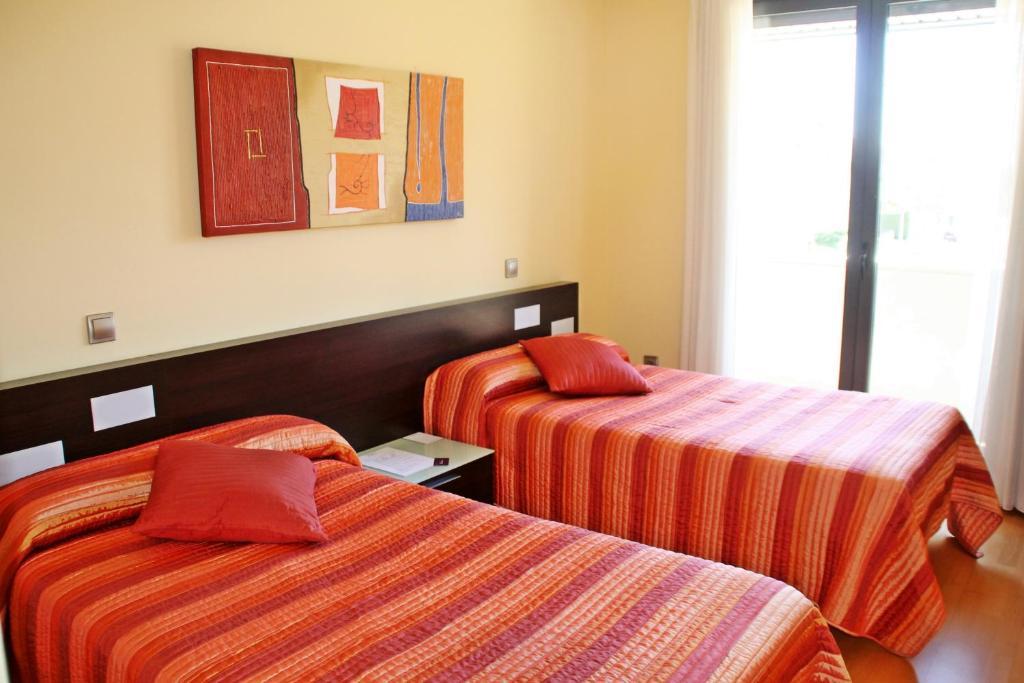 Apartahotel Ribera Arroyo de la Encomienda Pokoj fotografie