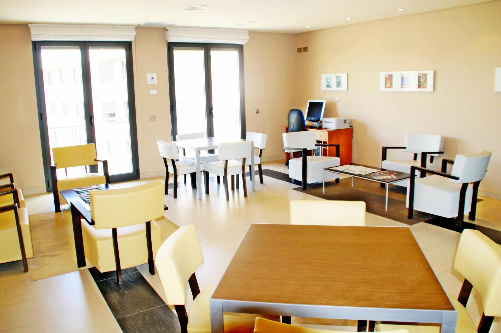 Apartahotel Ribera Arroyo de la Encomienda Exteriér fotografie
